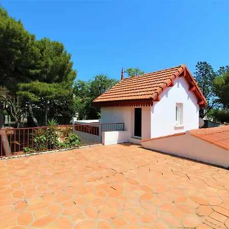 De Charme Sur La Corniche ヴィラ *