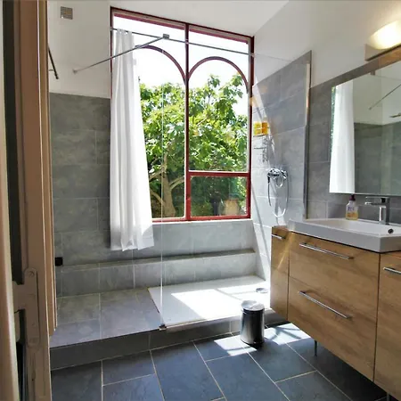 De Charme Sur La Corniche ヴィラ セット