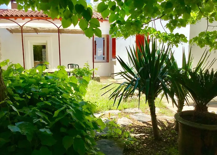 De Charme Sur La Corniche